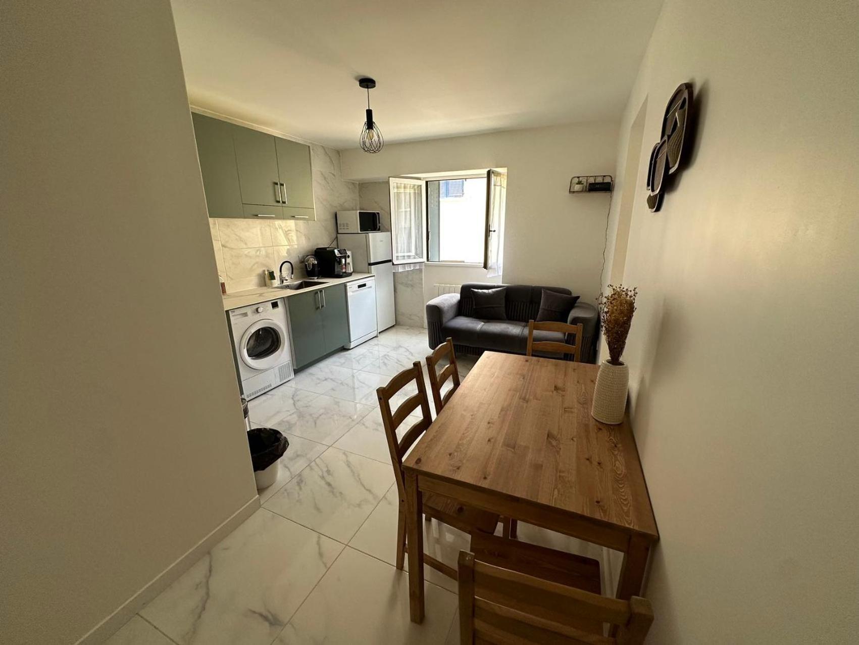 Appartement Calme Moderne Proche De Disneyland Wifi & Cafe Gratuit & Arrivee Autonome บุสซี-แซ็ง-ฌอร์ฌ ภายนอก รูปภาพ